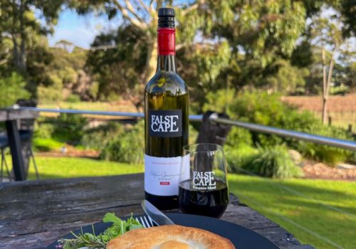 False Cape Wine - Emu Bay Holiday Homes